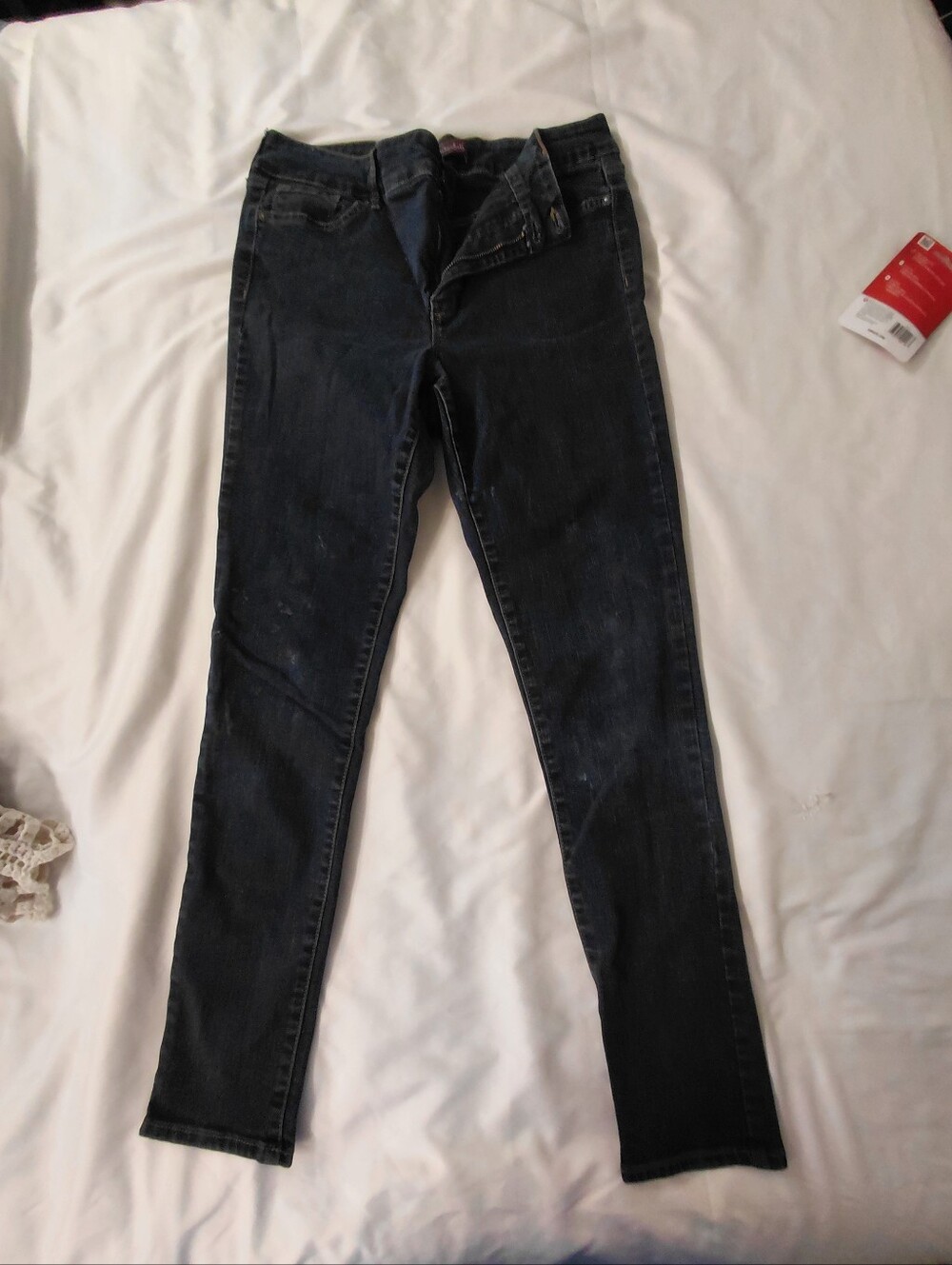 Gloria Vanderbilt Women's Skinny Jeans in Dark Wash Blue
